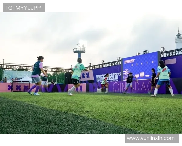 如何在以足球球星卡竞技场中提高战术技巧并获得胜利