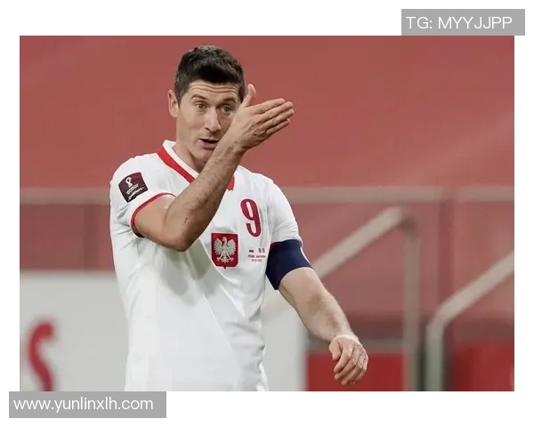 波兰足球历史上十大传奇球星盘点与成就分析 波兰足球历史上十大传奇球星盘点与成就分析