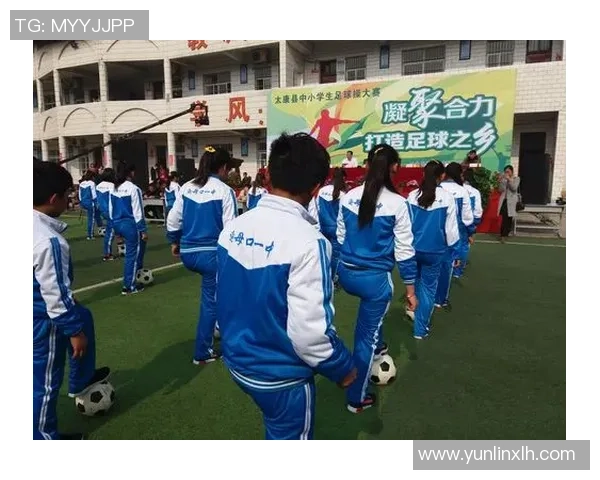 球星足球操:打造专属训练计划,提升技能与体能双重挑战 球星足球操:打造专属训练计划,提升技能与体能双重挑战